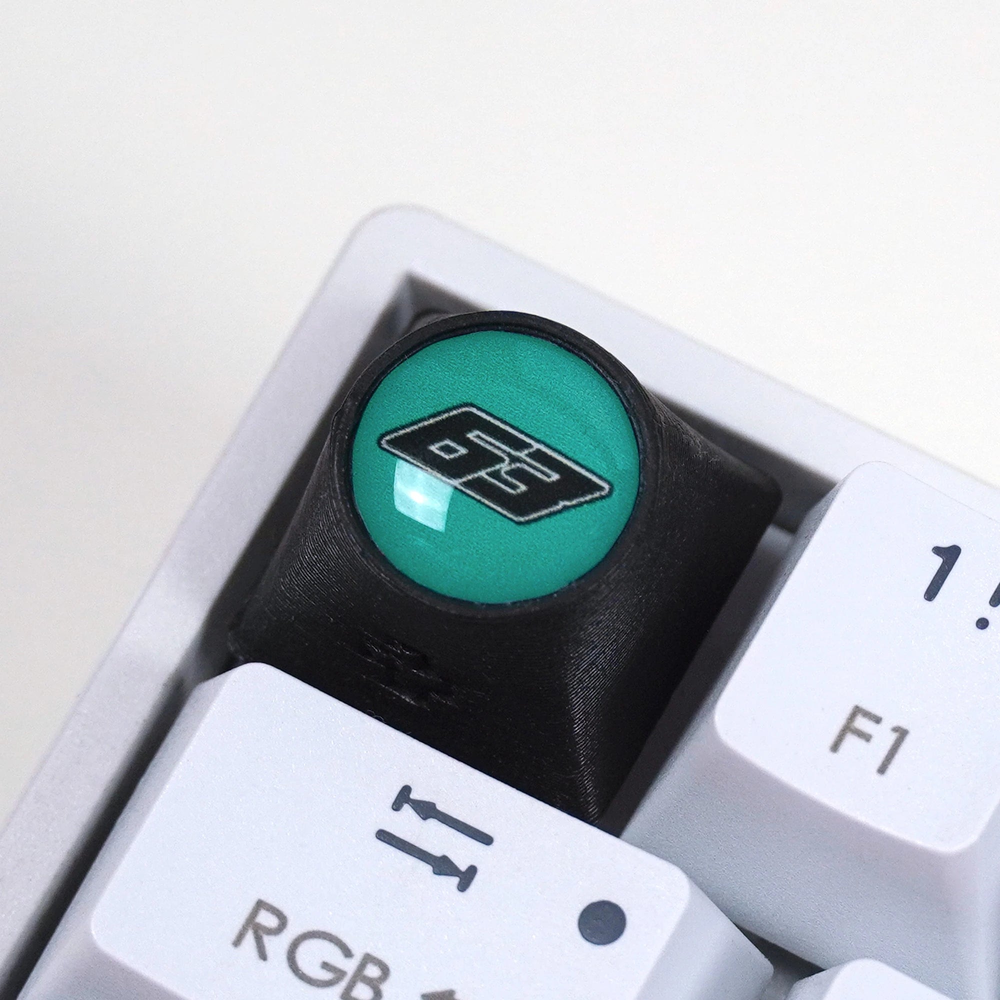 Artisan F1 - RUS + NR. 63