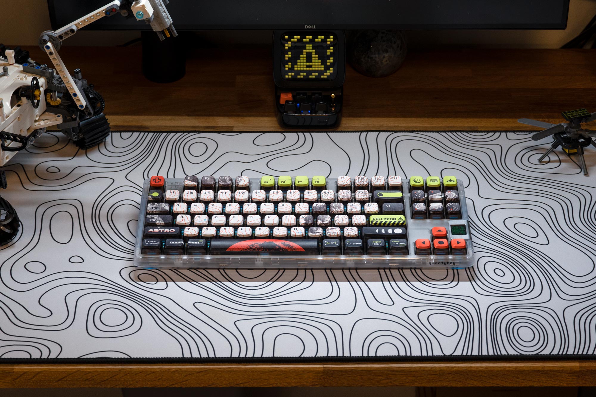 QwertyKey80 Astro Bluetooth Vezeték nélküli Hotswap RGB QMK/VIA-L Gasket Rögzített Mechanikus Játékbillentyűzet Képernyővel