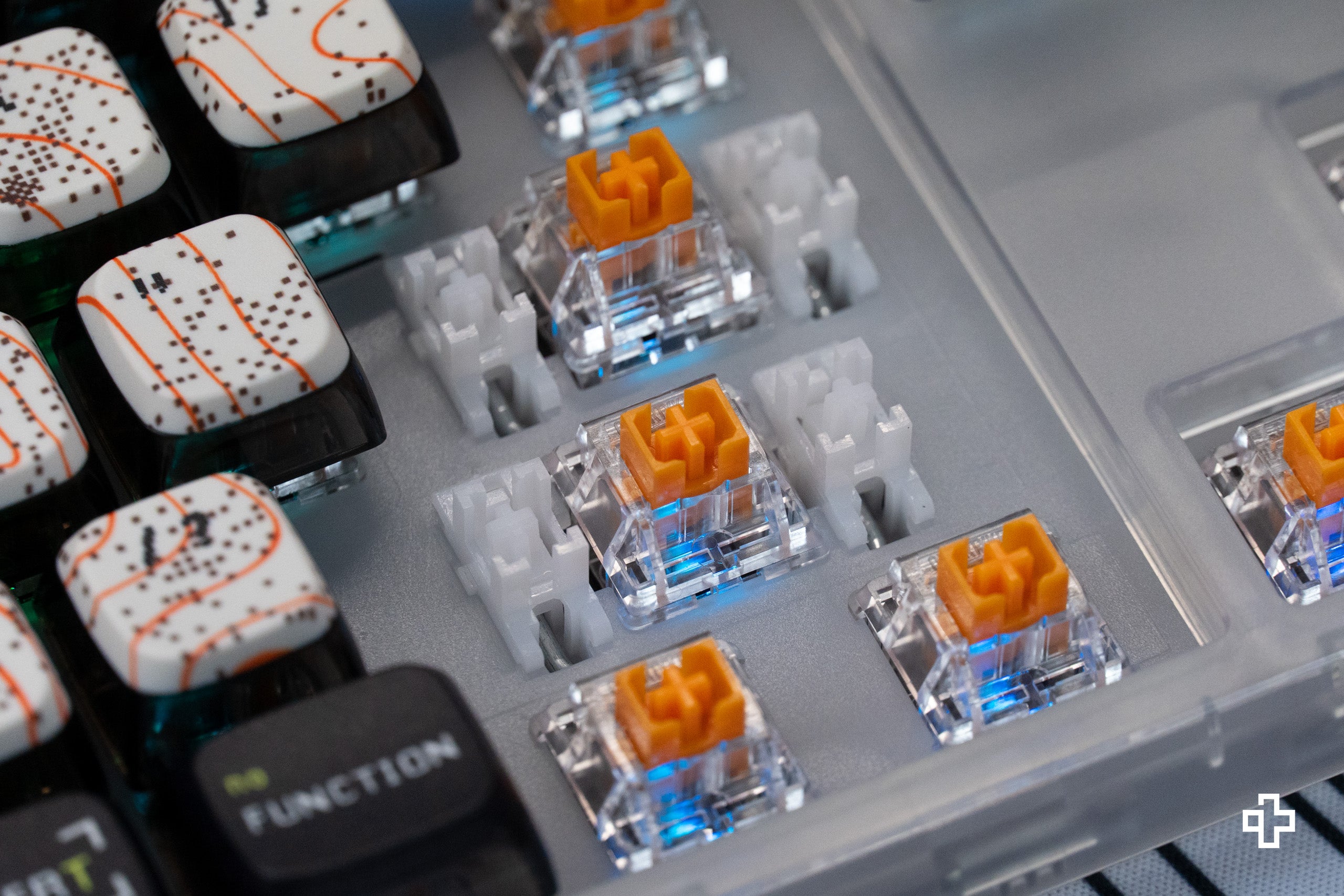 QwertyKey80 Astro Bluetooth Vezeték nélküli Hotswap RGB QMK/VIA-L Gasket Rögzített Mechanikus Játékbillentyűzet Képernyővel