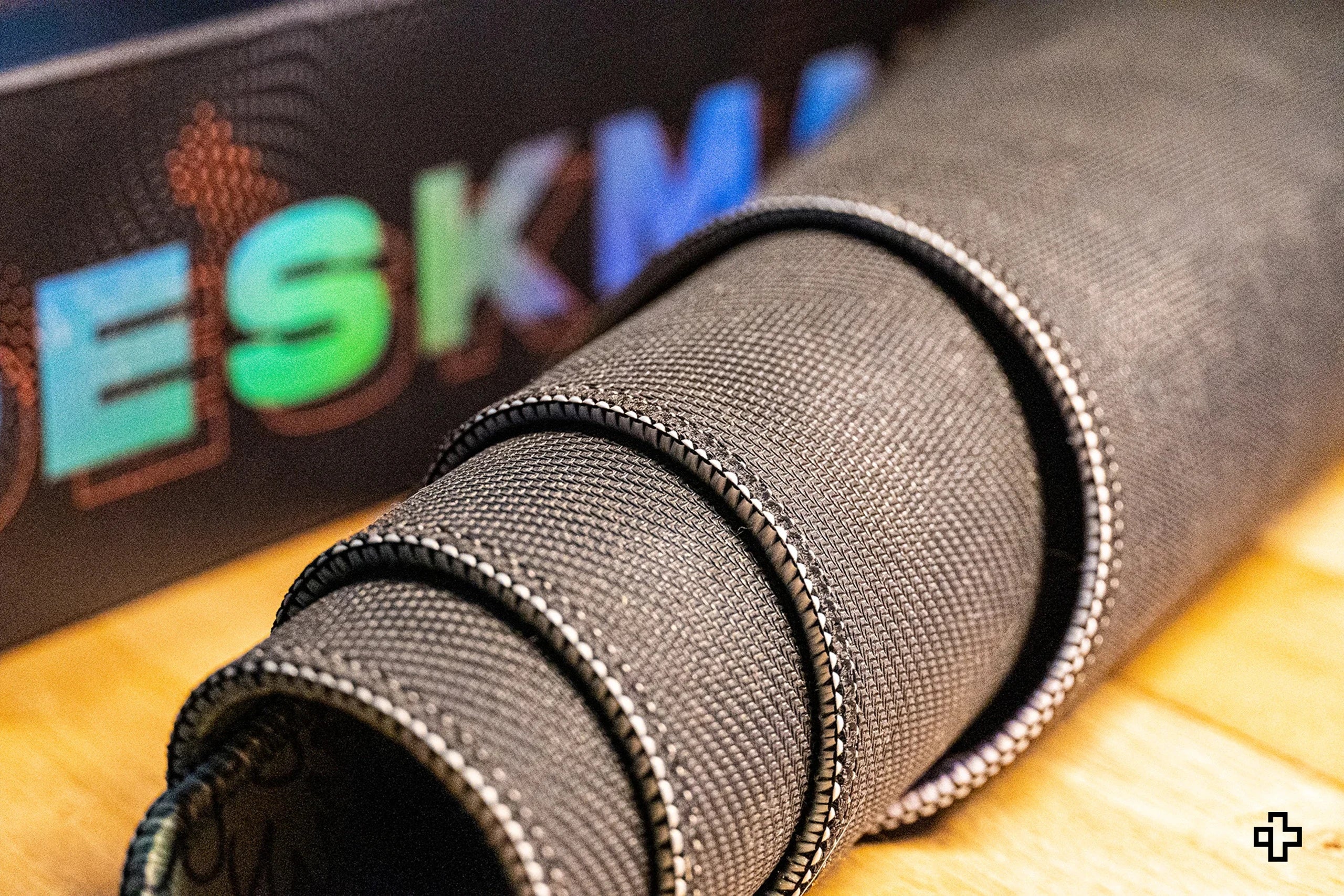 Deskmat Egérpad QwertyKey Ramen 4mm varrott szélek