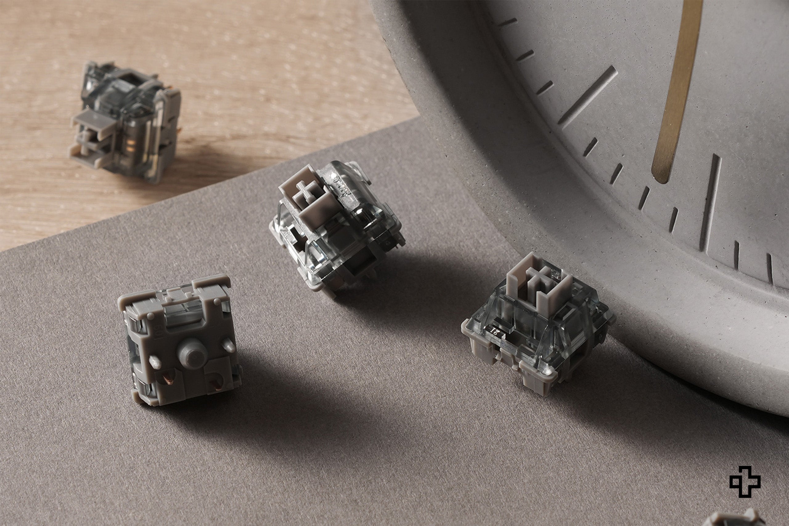45 darab Silver Pro Switches Akko