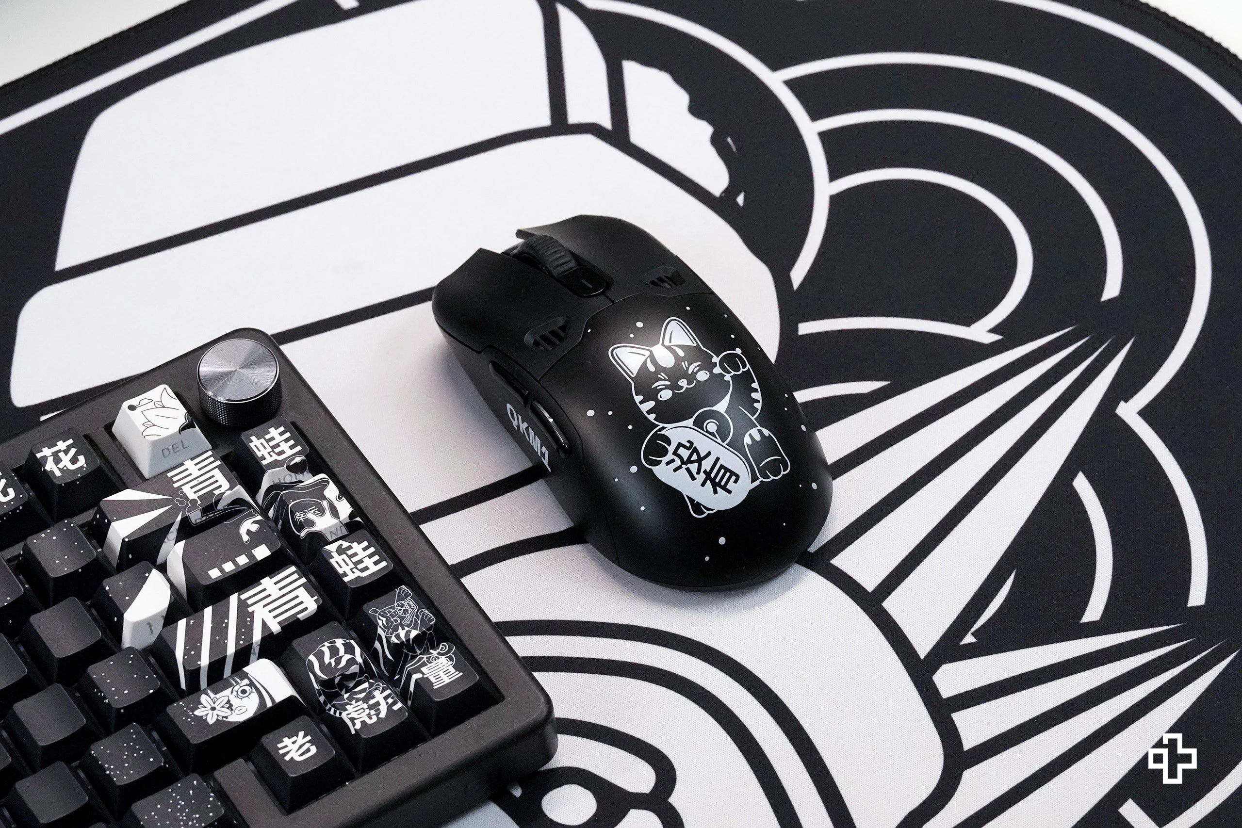 QKM1 MOMO Egérvédő Fólia Fekete