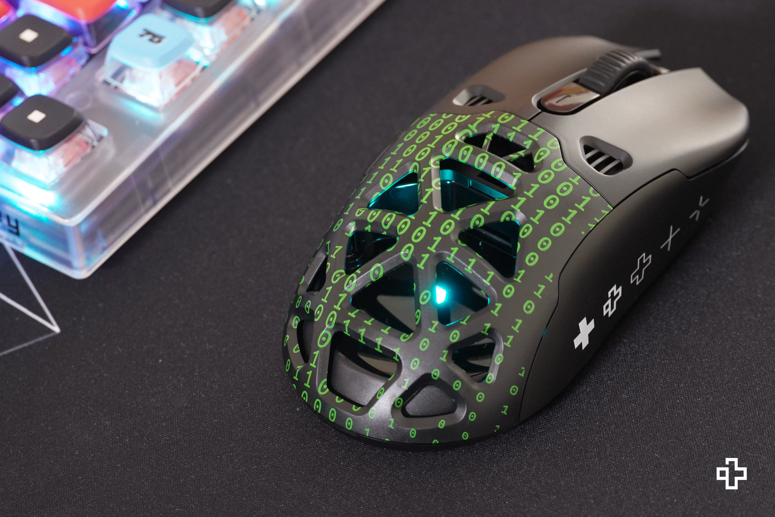 Cover Mouse QKM1 Terminál