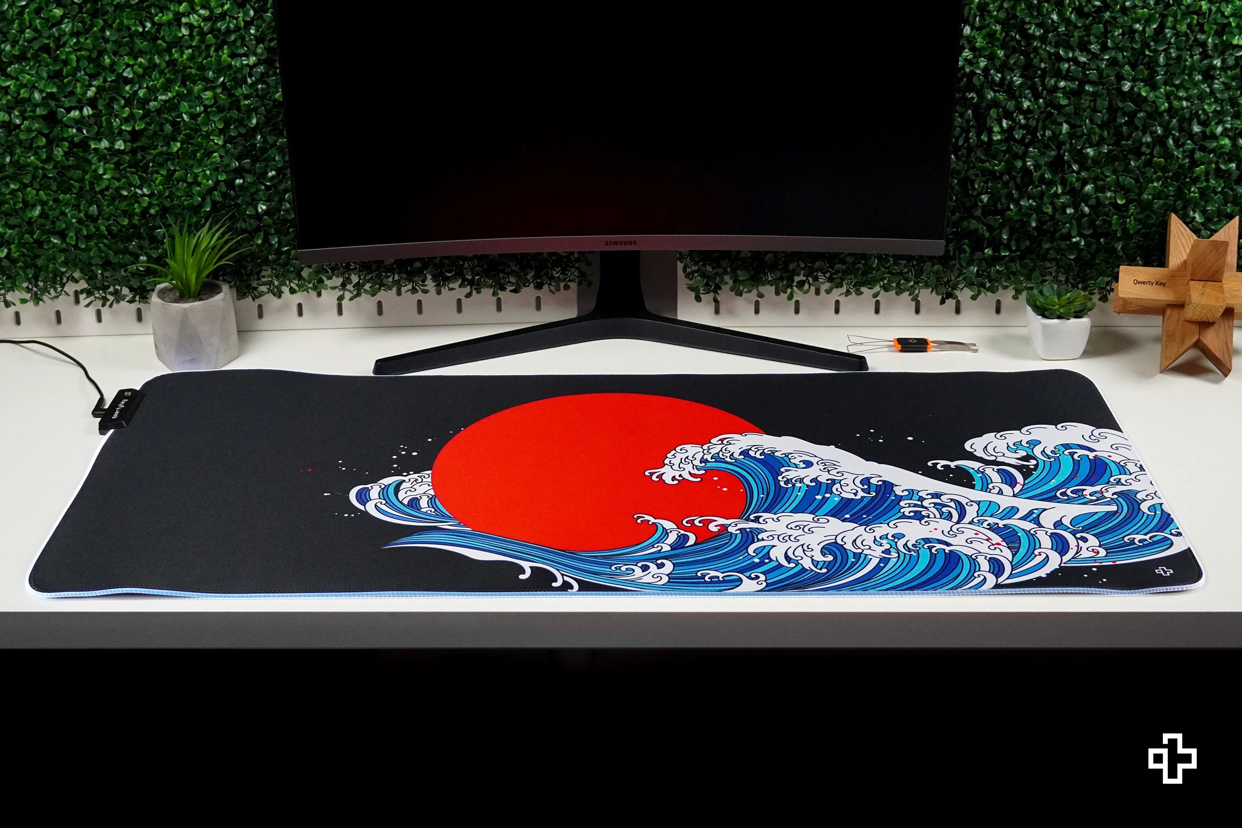 Deskmat Egéralátét QwertyKey RGB JapanWave 4mm szegélyezett szélek