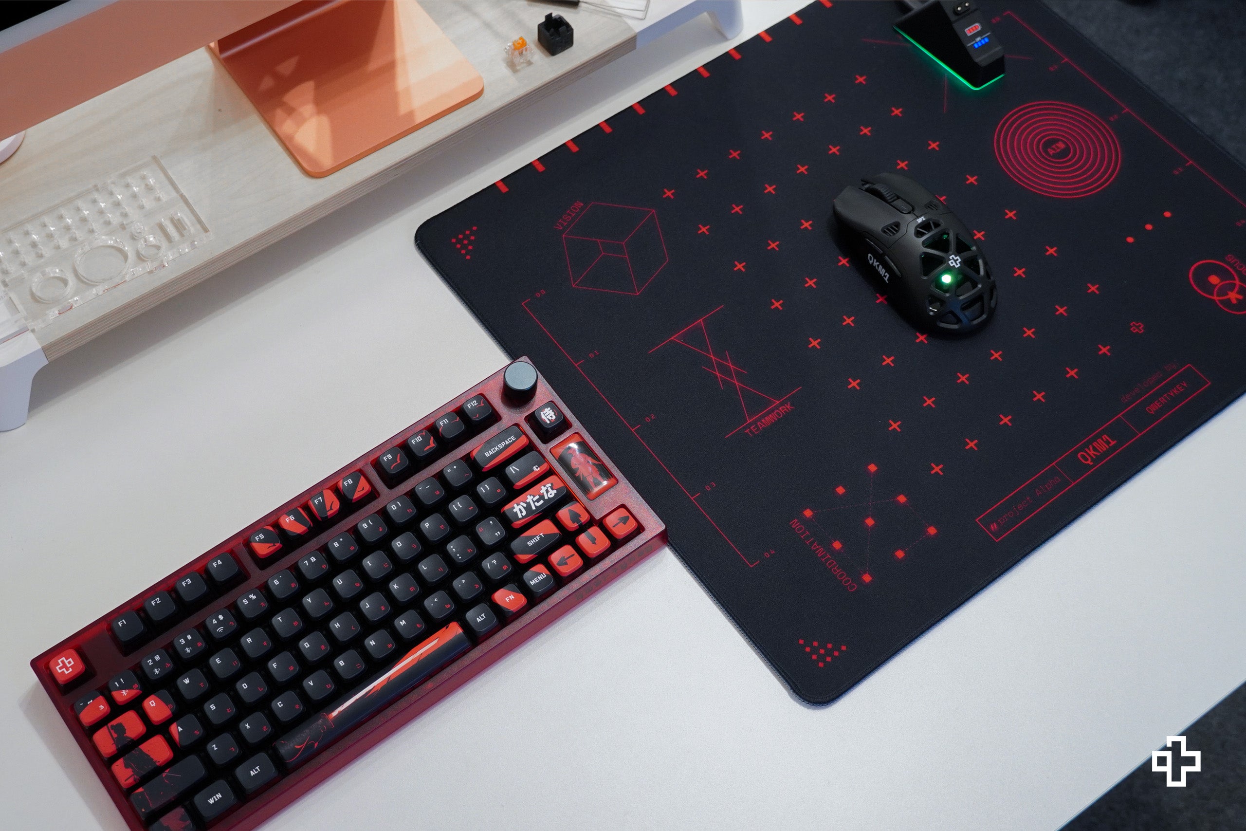 Mousepad QwertyKey QKM1 4mm varrott szélek gaming