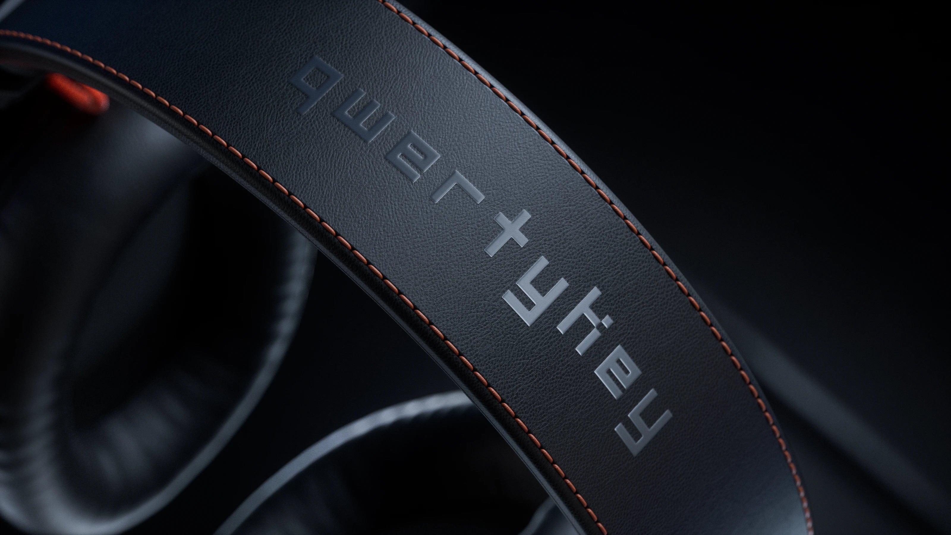 QwertyKey Pulse vezeték nélküli gaming fejhallgató, Trio mód, RGB, szoftver, AI zajcsökkentéses mikrofon