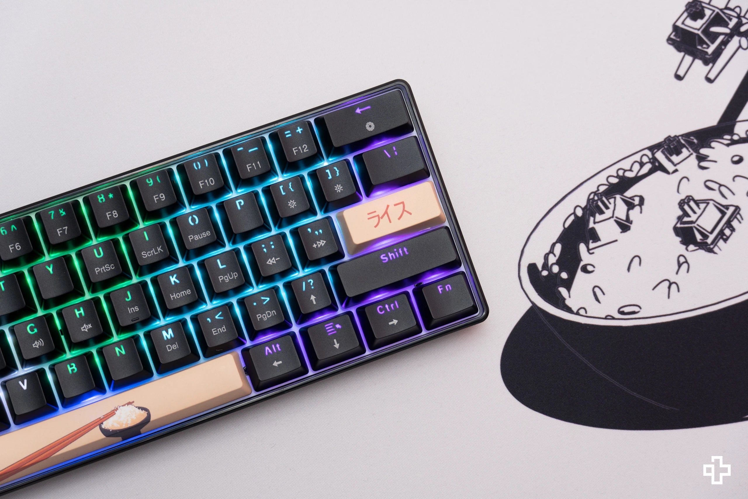 QwertyKey Rice V3 Neagra Hotswap RGB Szoftveres Mechanikus Játékbillentyűzet
