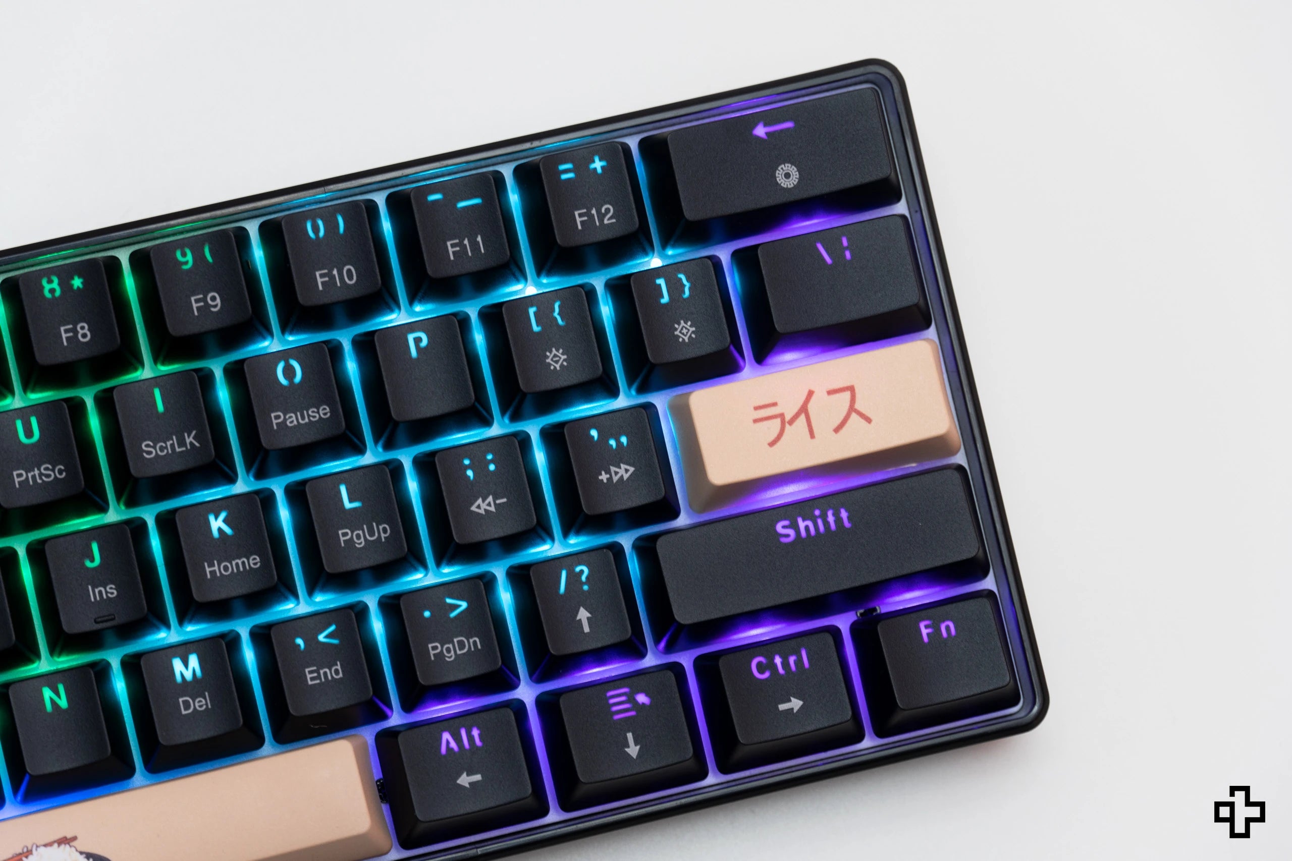 QwertyKey Rice V3 Neagra Hotswap RGB Szoftveres Mechanikus Játékbillentyűzet