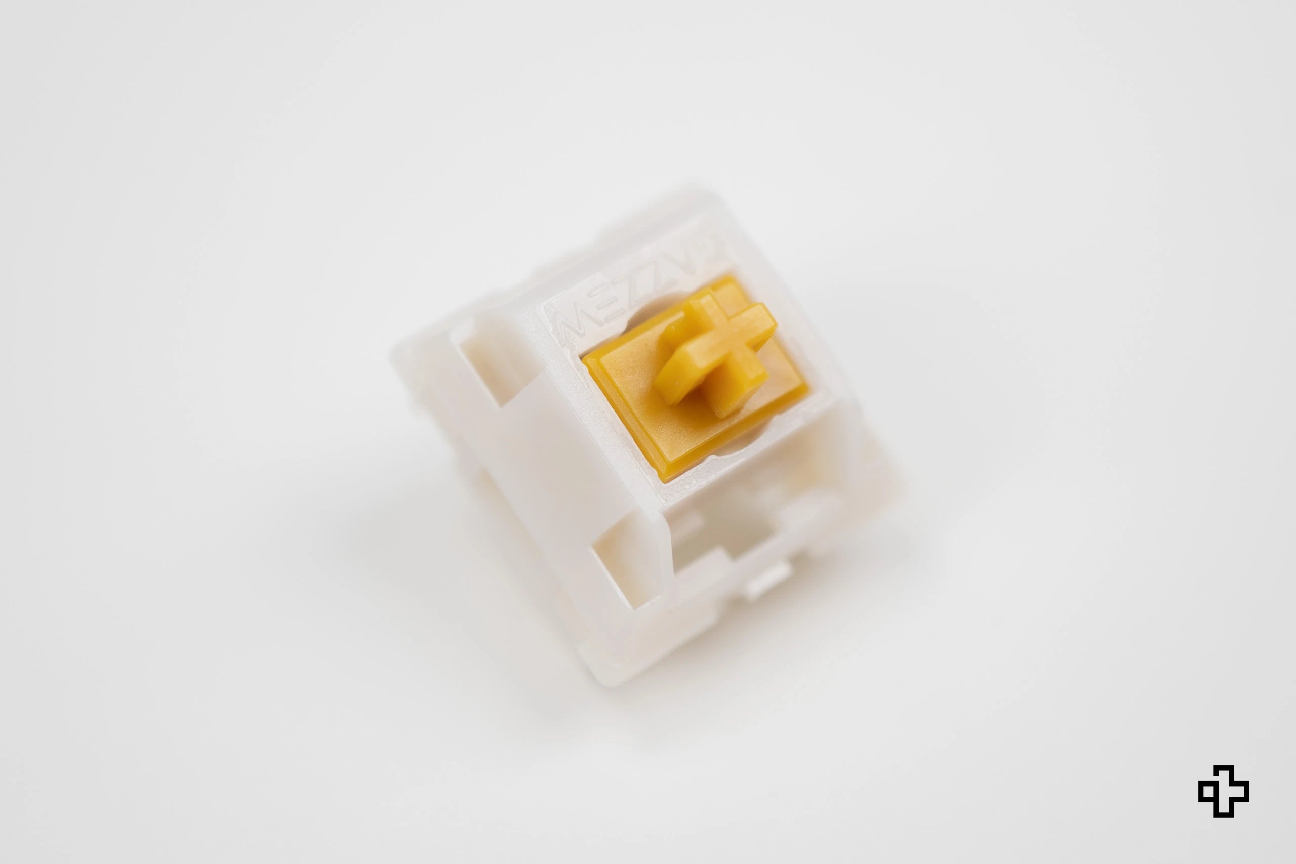 Gazzew Boba White U4T Thocky