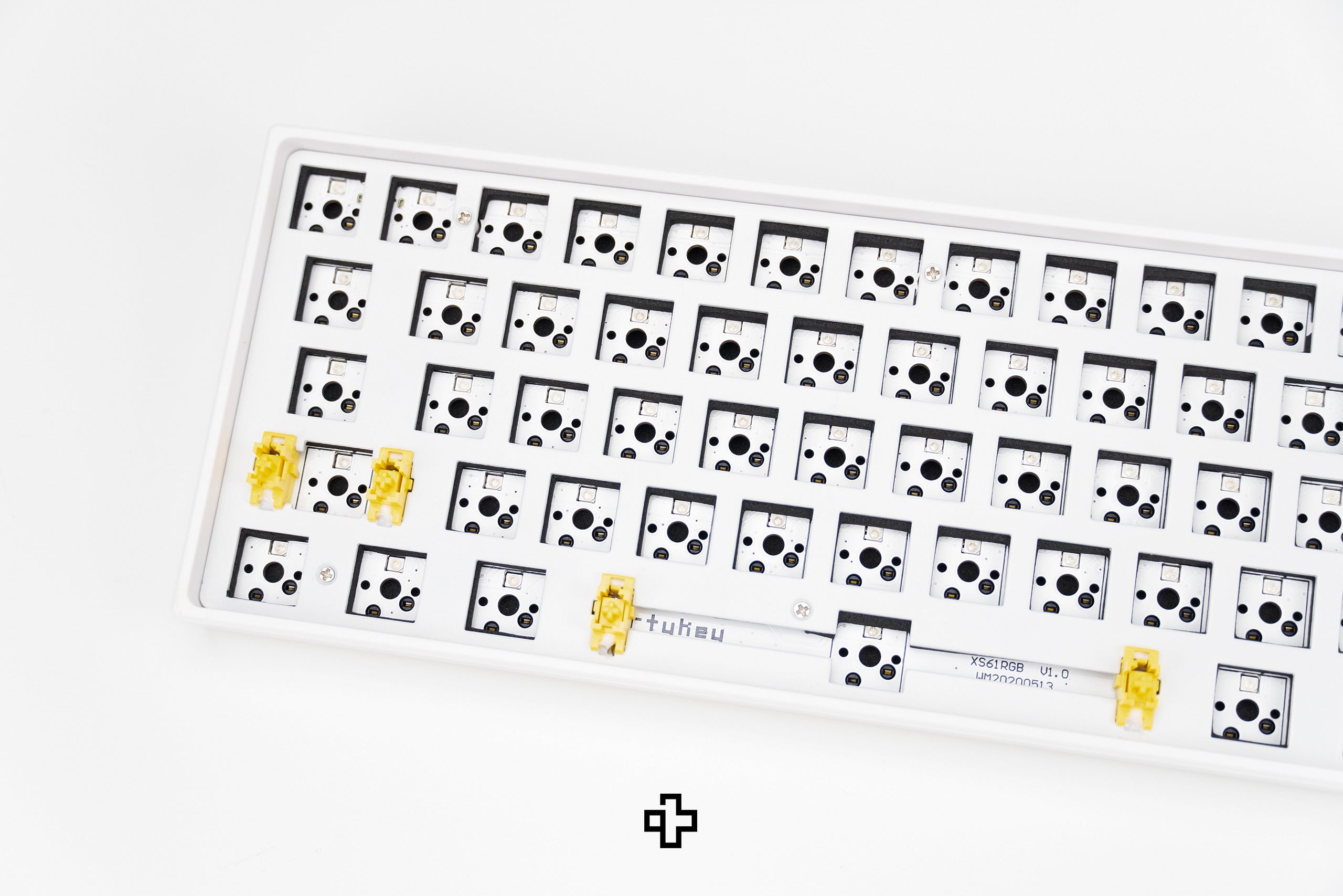 QwertyKey Alb 61 Gamer Mechanikus Billentyűzet Készlet