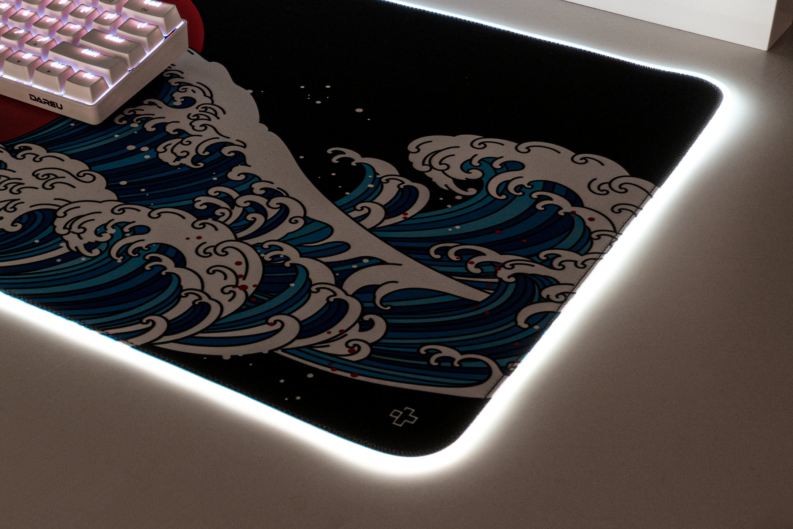 Deskmat Egéralátét QwertyKey RGB JapanWave 4mm szegélyezett szélek