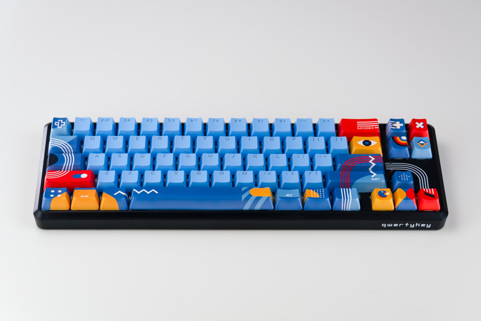 QwertyKey65 Metric Hotswap RGB Tastatura Mecanica Gaming - QwertyKey