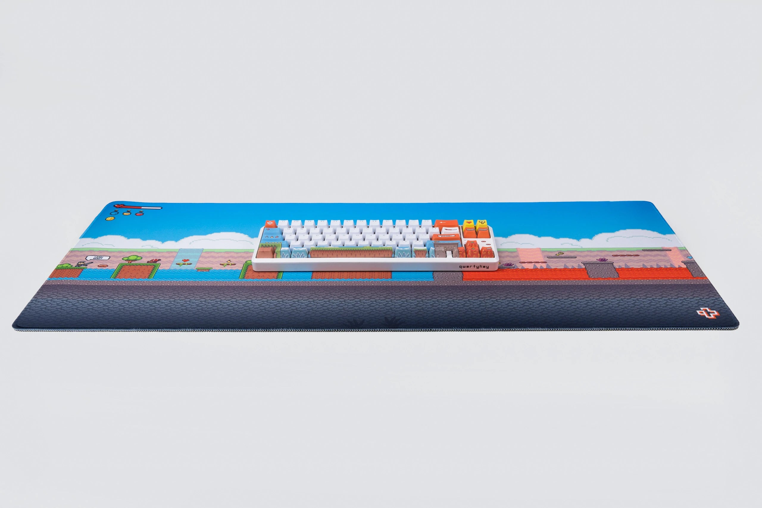 Deskmat Egérpad QwertyKey Arcade 4mm varrott szélek
