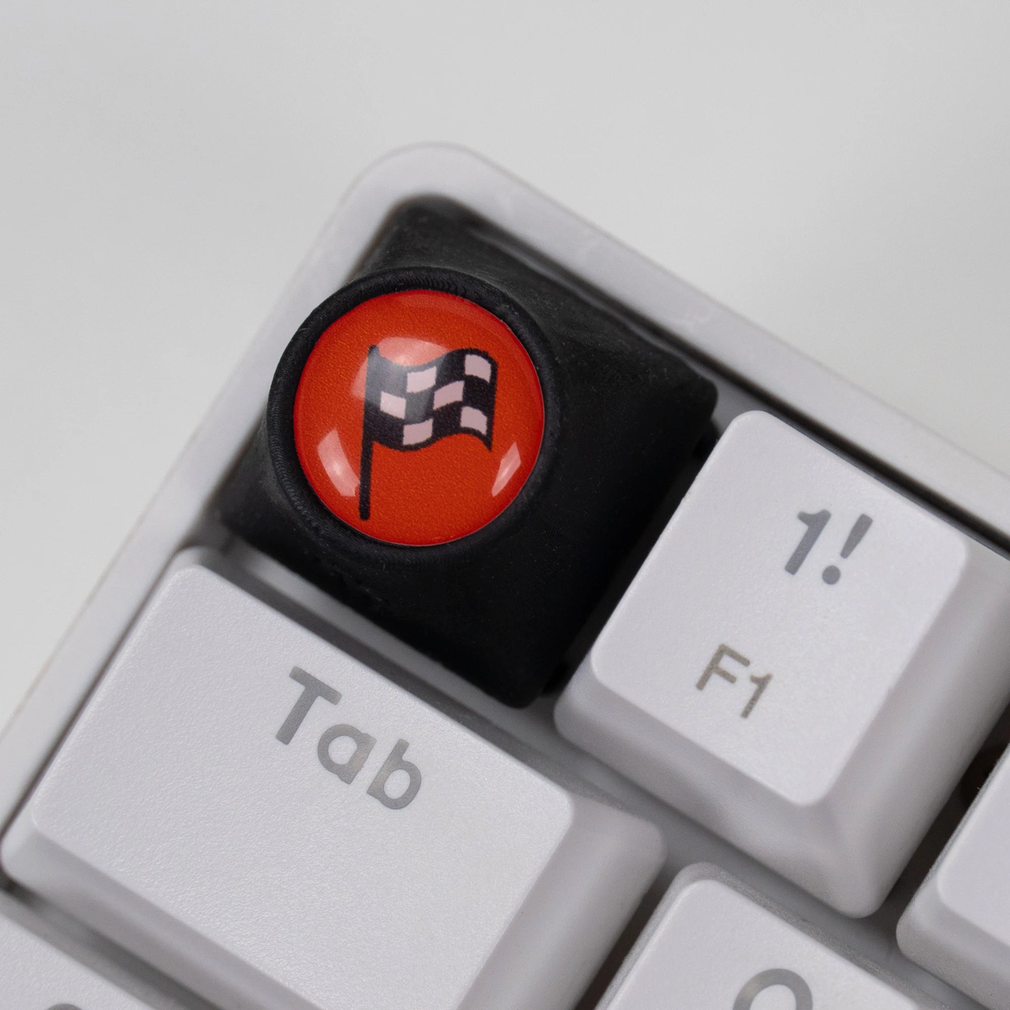 Artisan F1 - DOBOZ DOBOZ - ZÁSZLÓ - DRS - LEGGYORSABB KÖR