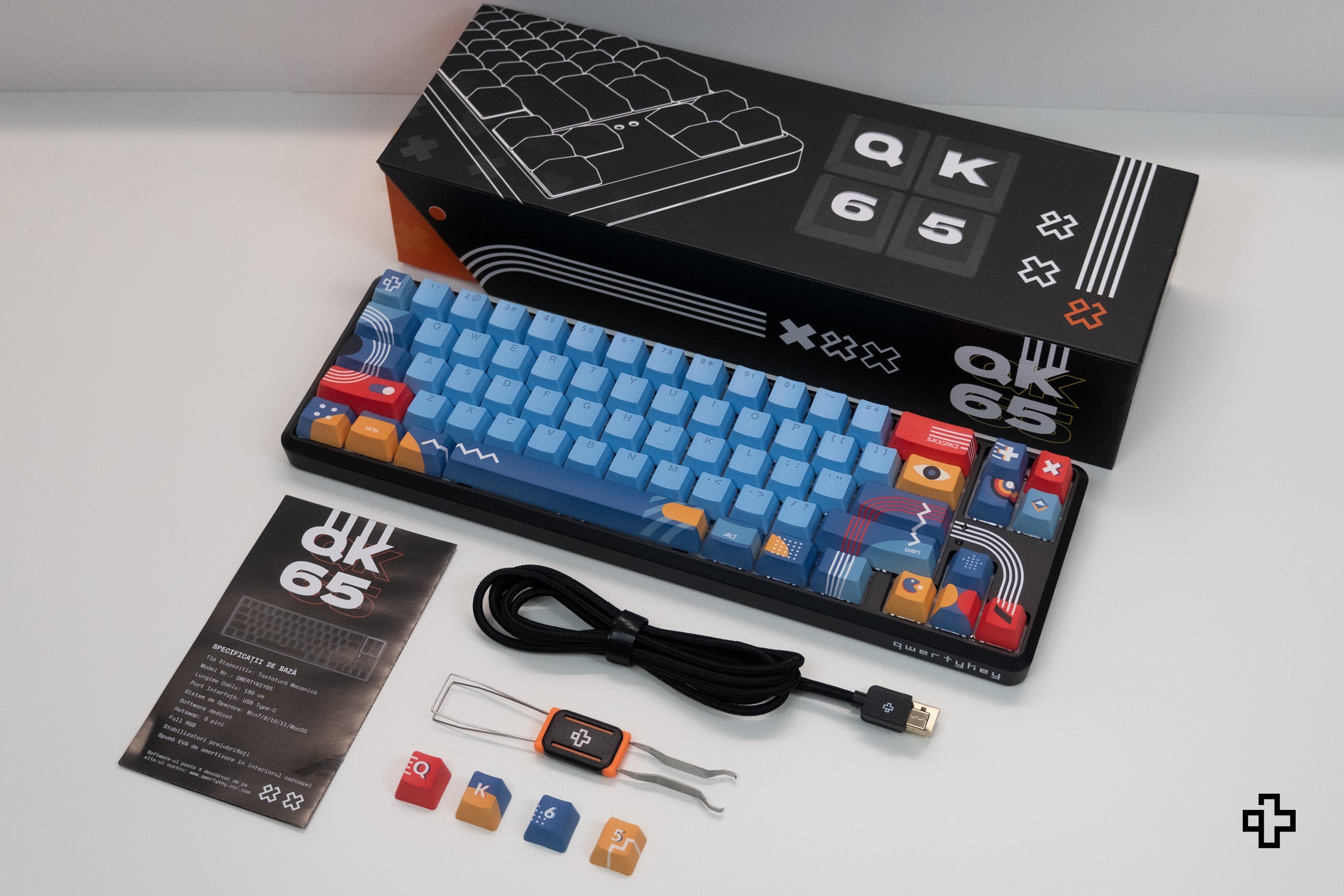 QwertyKey65 Metrikus Hotswap RGB Mechanikus Gaming Billentyűzet