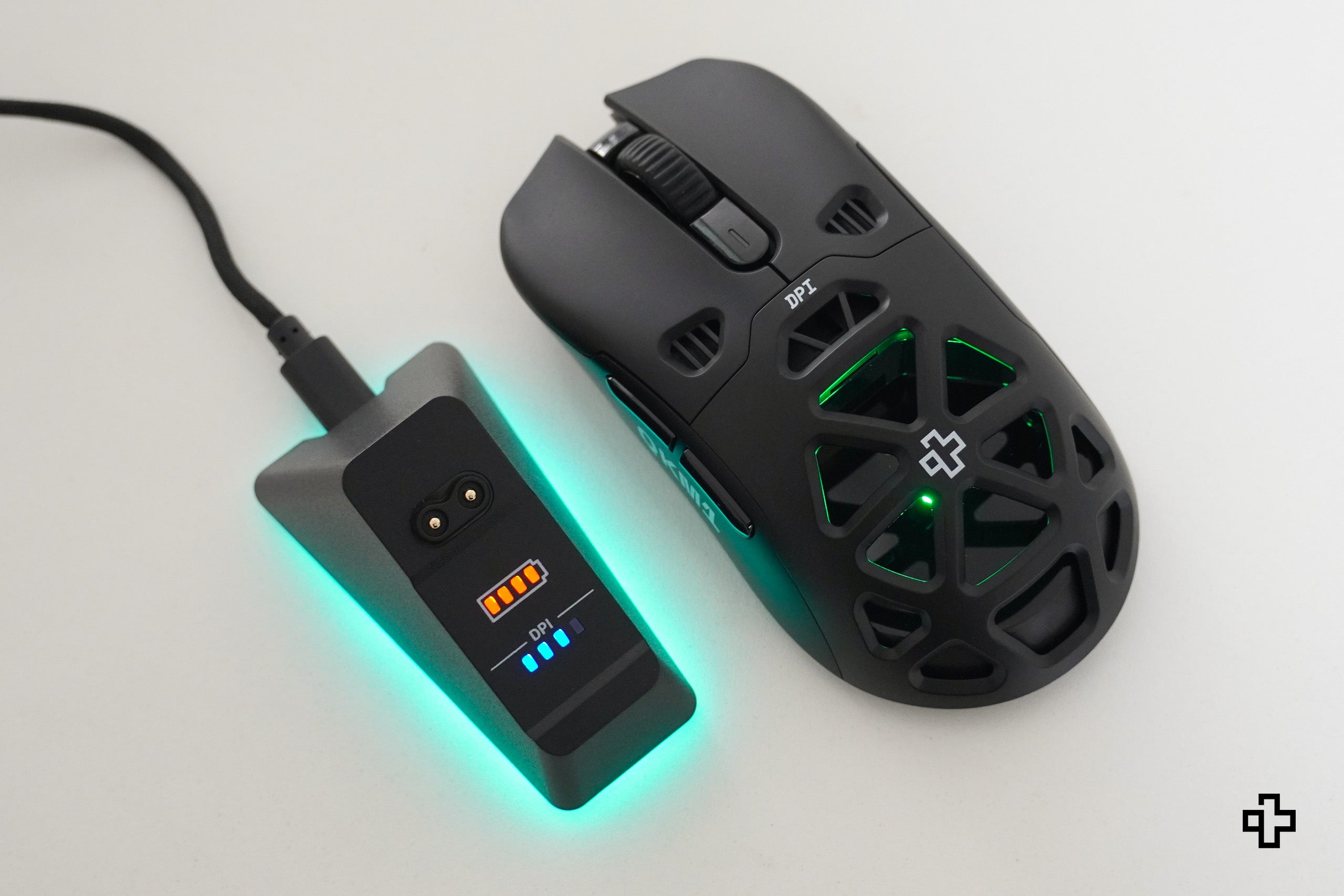 Egér QwertyKey QKM1 Vezeték nélküli Bluetooth Töltő Dokkoló Fekete