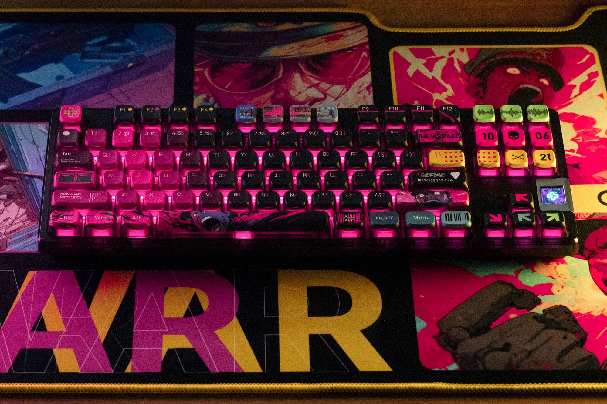 QwertyKey80 Háború Bluetooth Vezeték nélküli Hotswap RGB QMK/VIA Gasket Rögzített Mechanikus Játékbillentyűzet Képernyővel