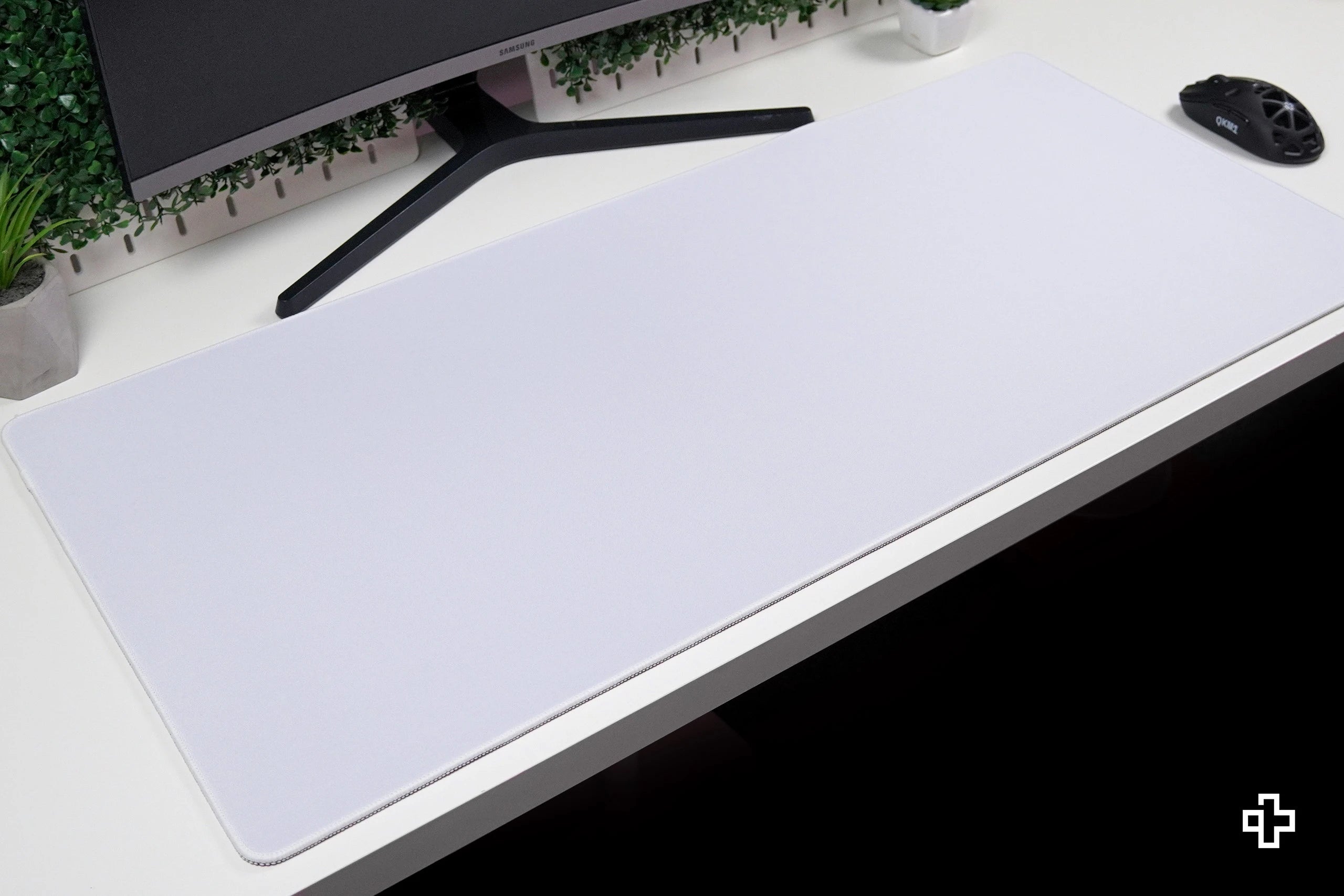 Deskmat Egéralbú QwertyKey Fehér Klasszikus Egyszerű 4mm varrt szegély