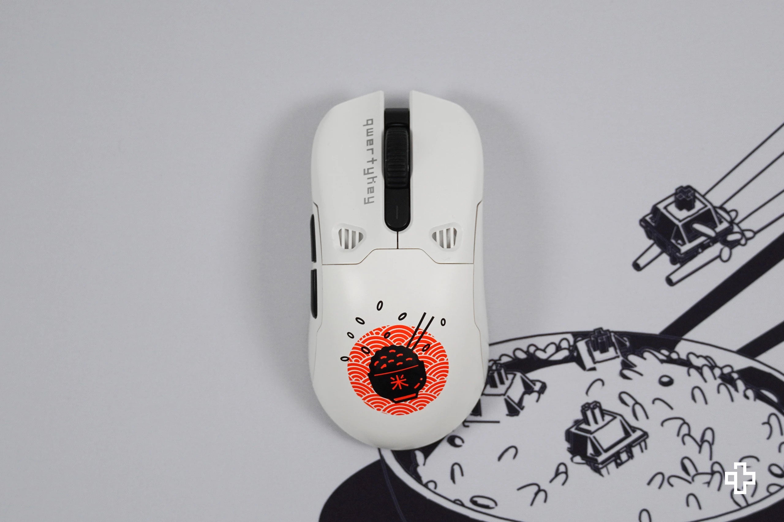 QKM1 Rice Egérfedő Fehér