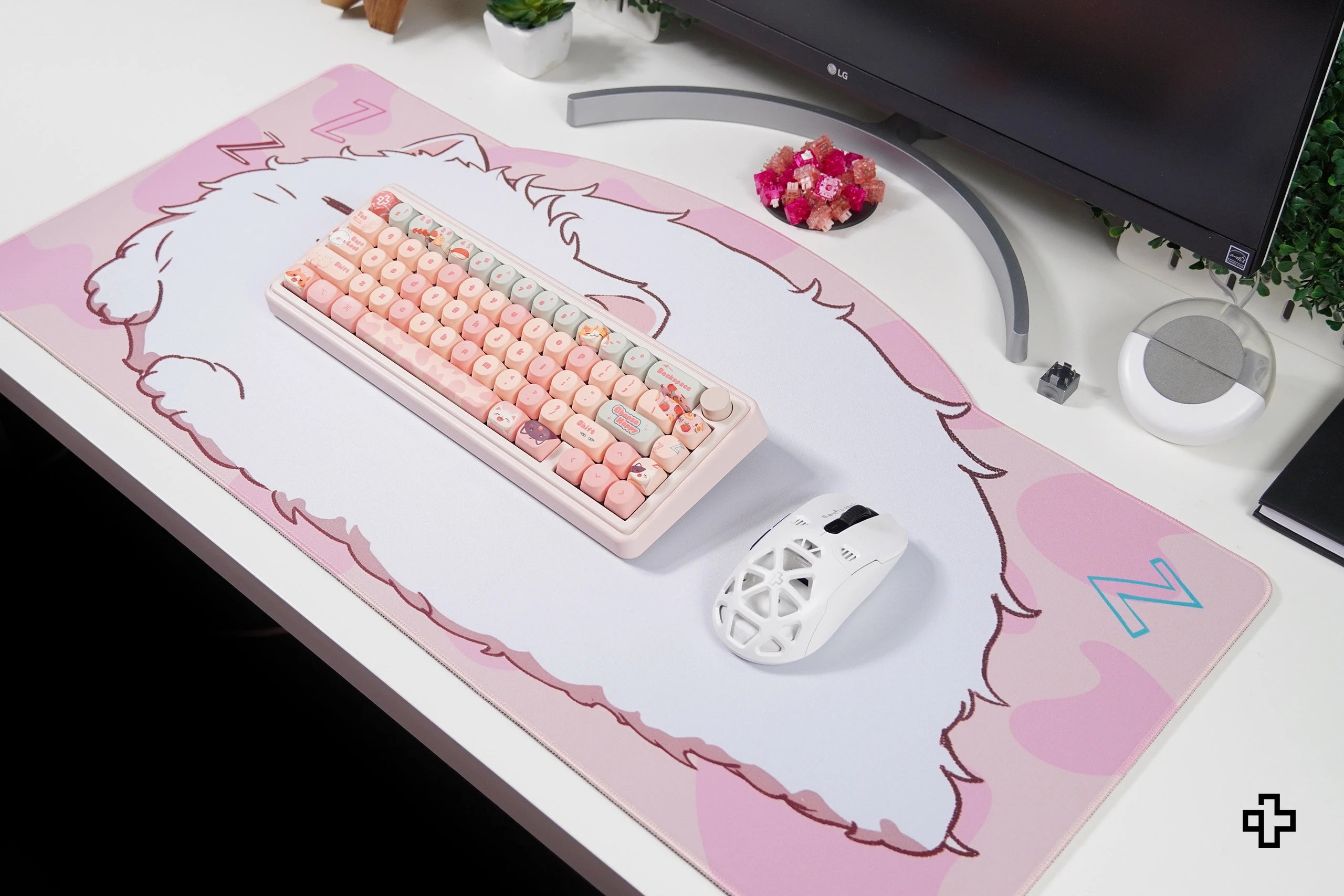 Deskmat Egérpad QwertyKey Bliss Pisica 4mm varrott szélek
