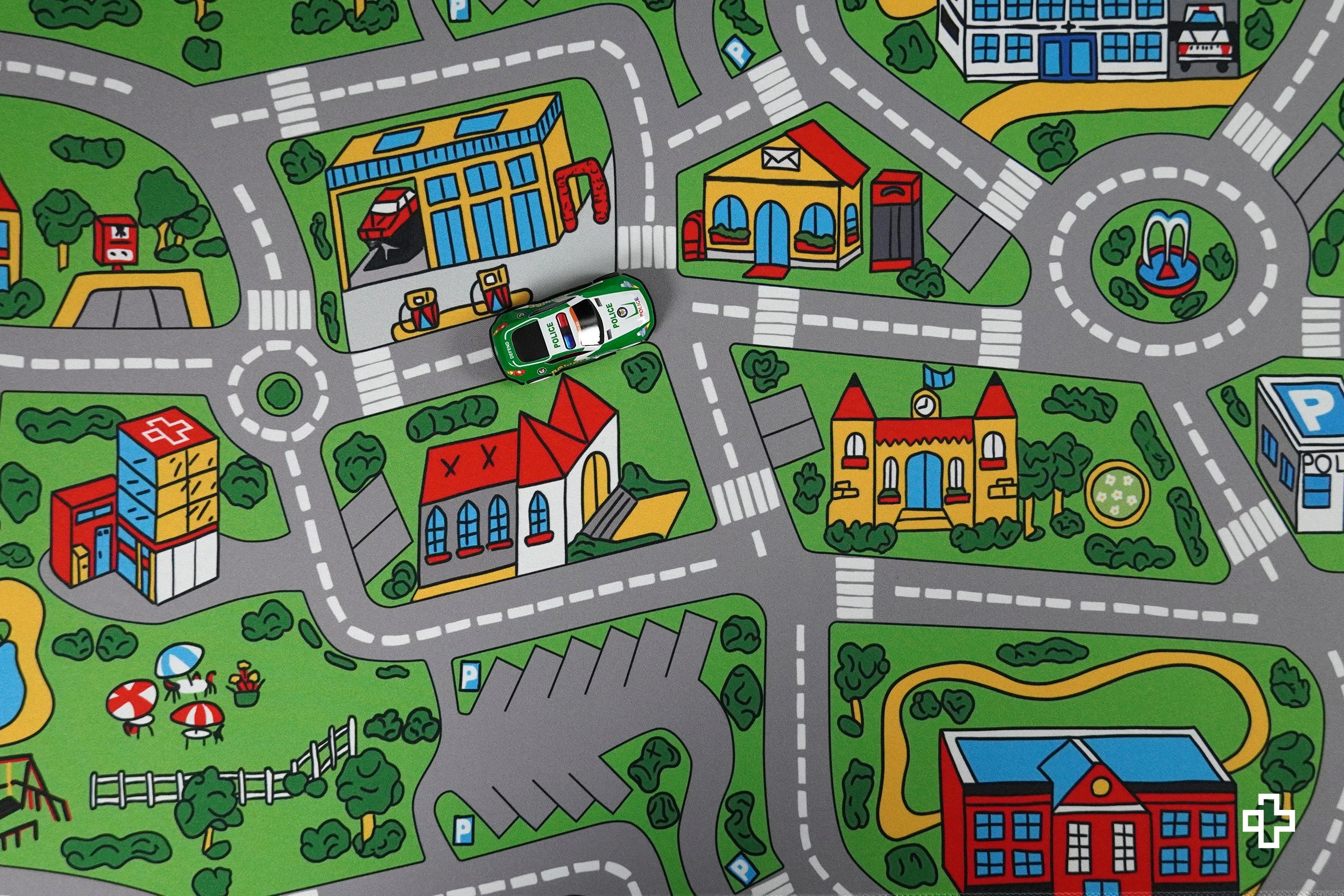 Deskmat Egérpad QwertyKey Nosztalgia Forgalmas Város 4mm szegélyezett szélek