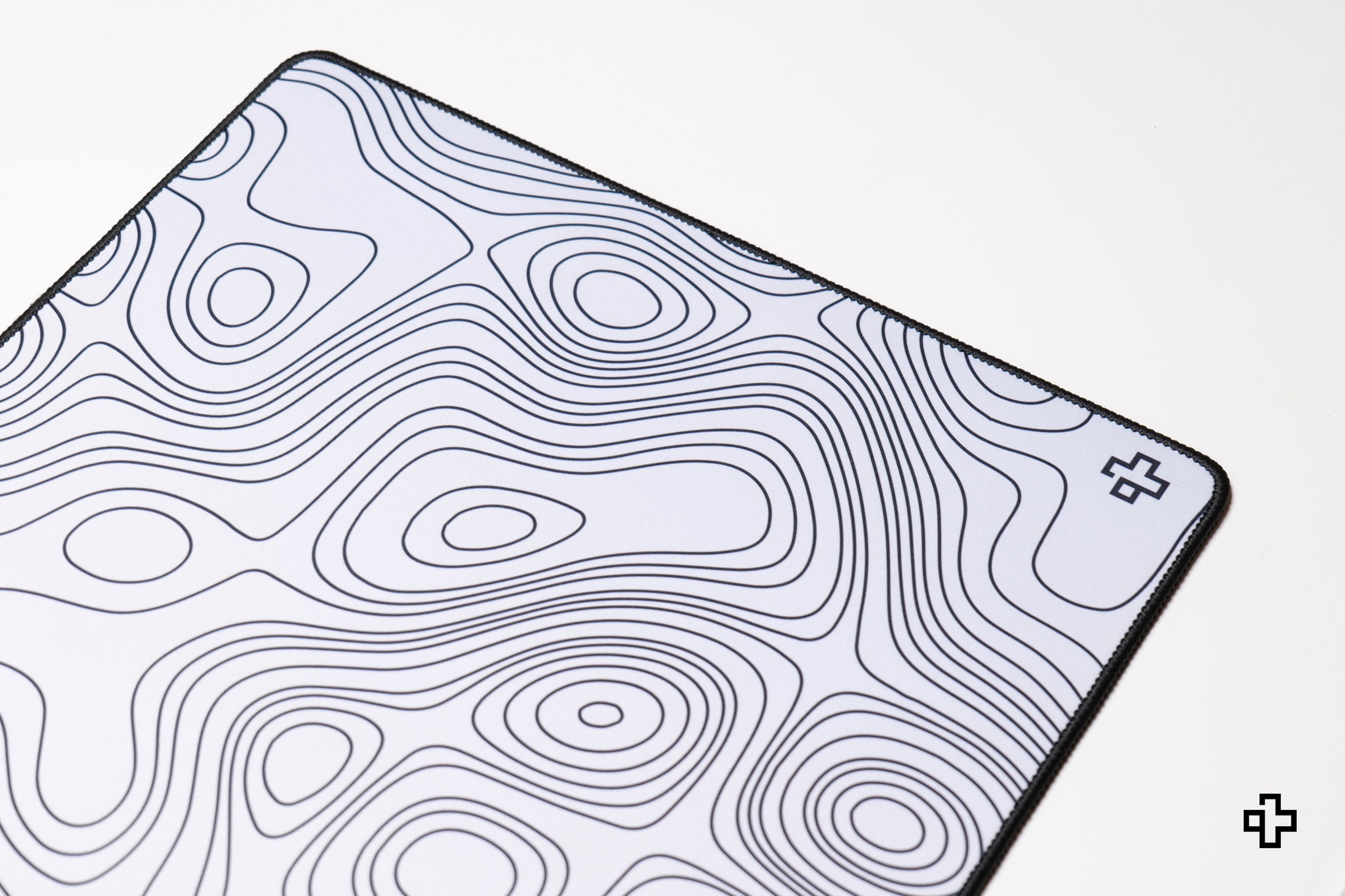 Deskmat egérpad QwertyKey Astro topográfiai 4mm varrt szegély