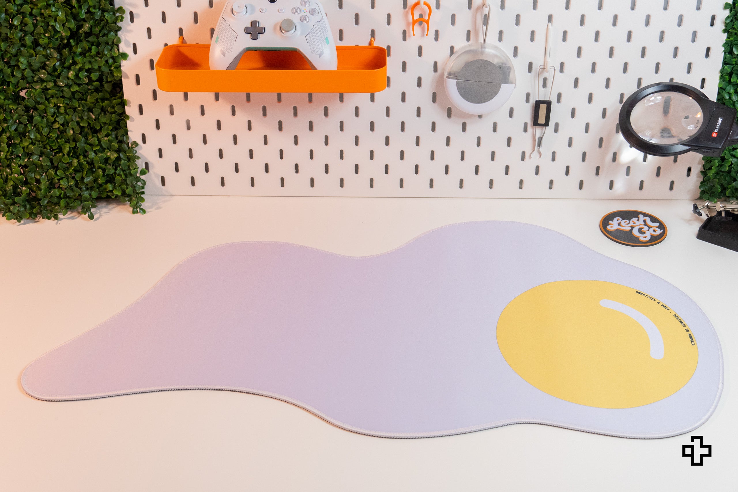 Deskmat Egérpad QwertyKey Tojás 4mm szabálytalan varrású margóval