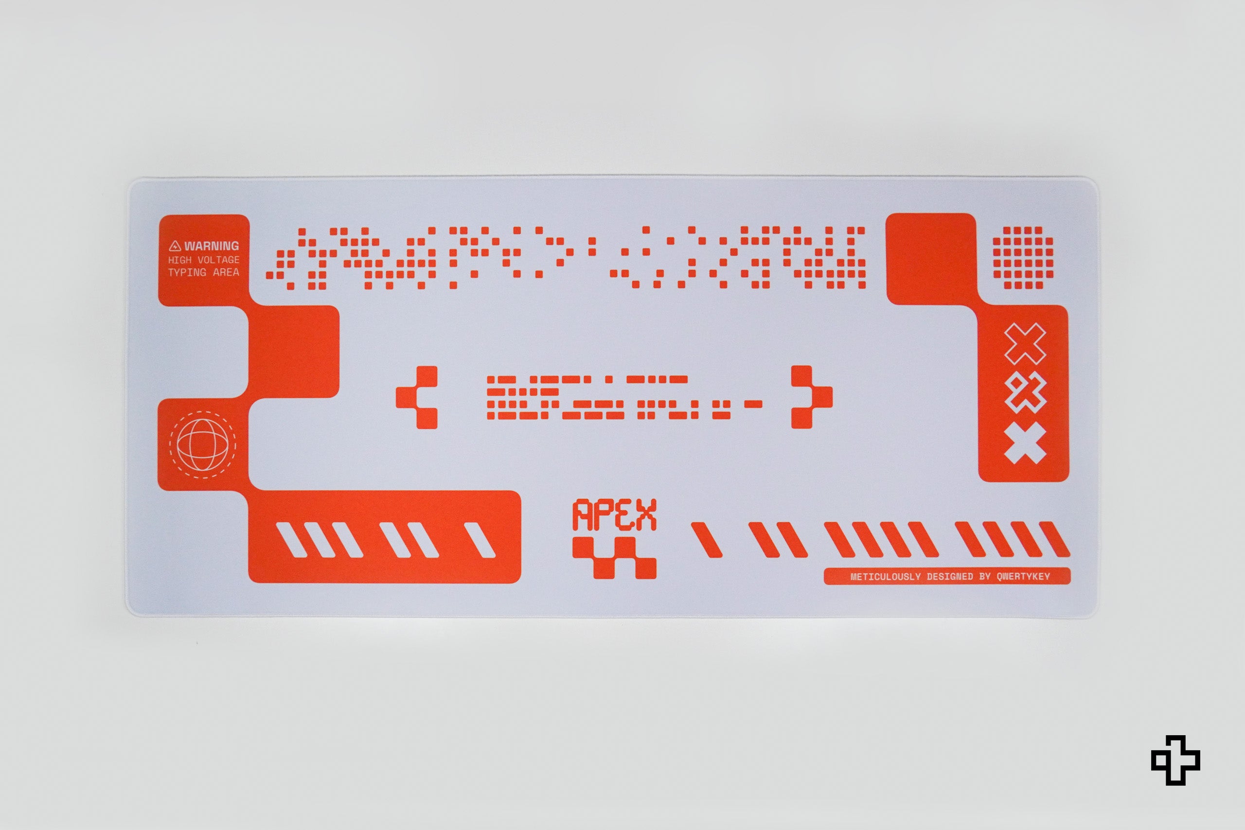 Deskmat Egérpad QwertyKey Apex 4mm varrott szélek