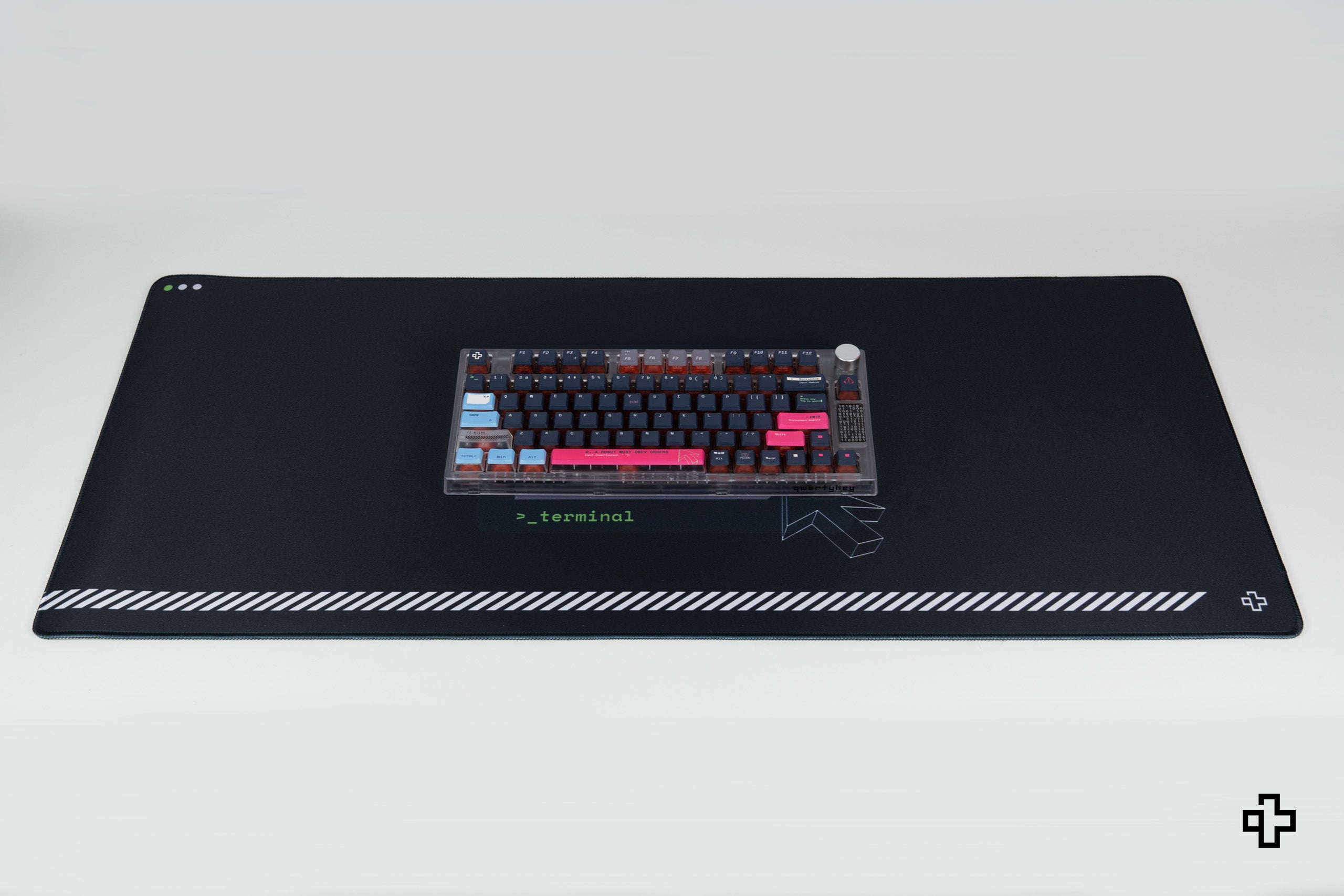 Deskmat Egérpad QwertyKey Terminál 4mm varrott szélek