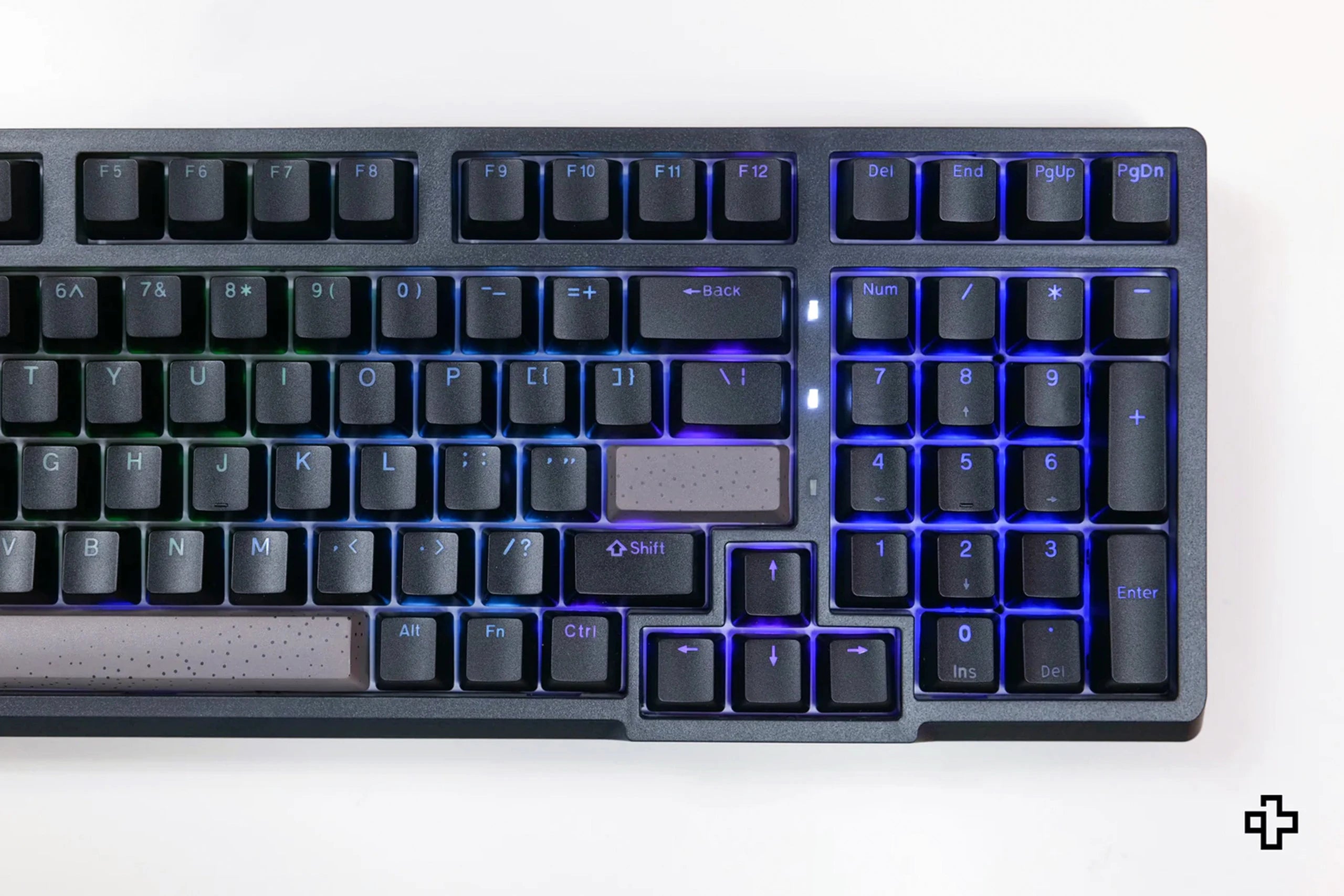 QwertyKey Pepper V2 RGB Hotswap Szoftver Mechanikus Játékbillentyűzet Hotswap