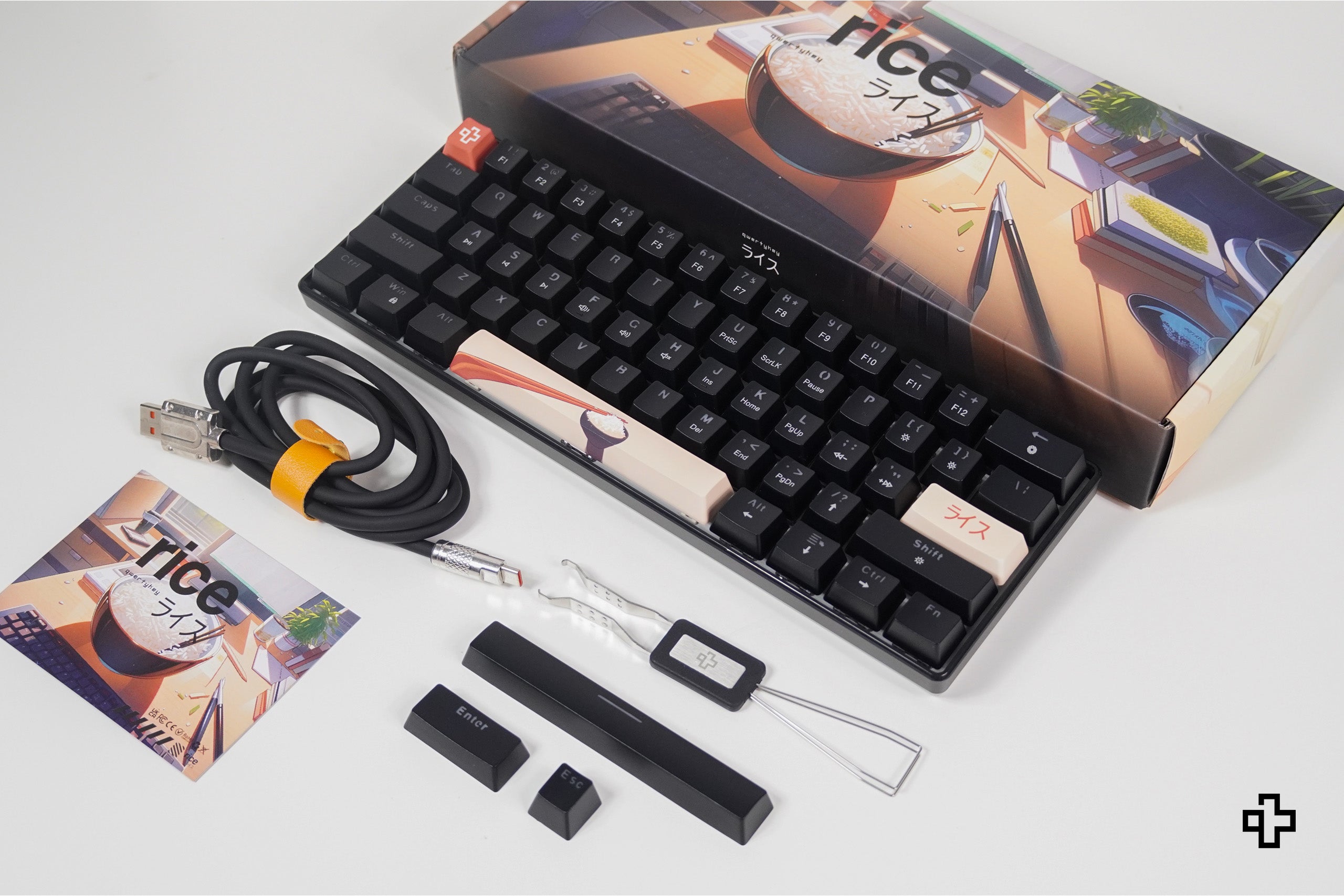 QwertyKey Rice V3 Neagra Hotswap RGB Szoftveres Mechanikus Játékbillentyűzet