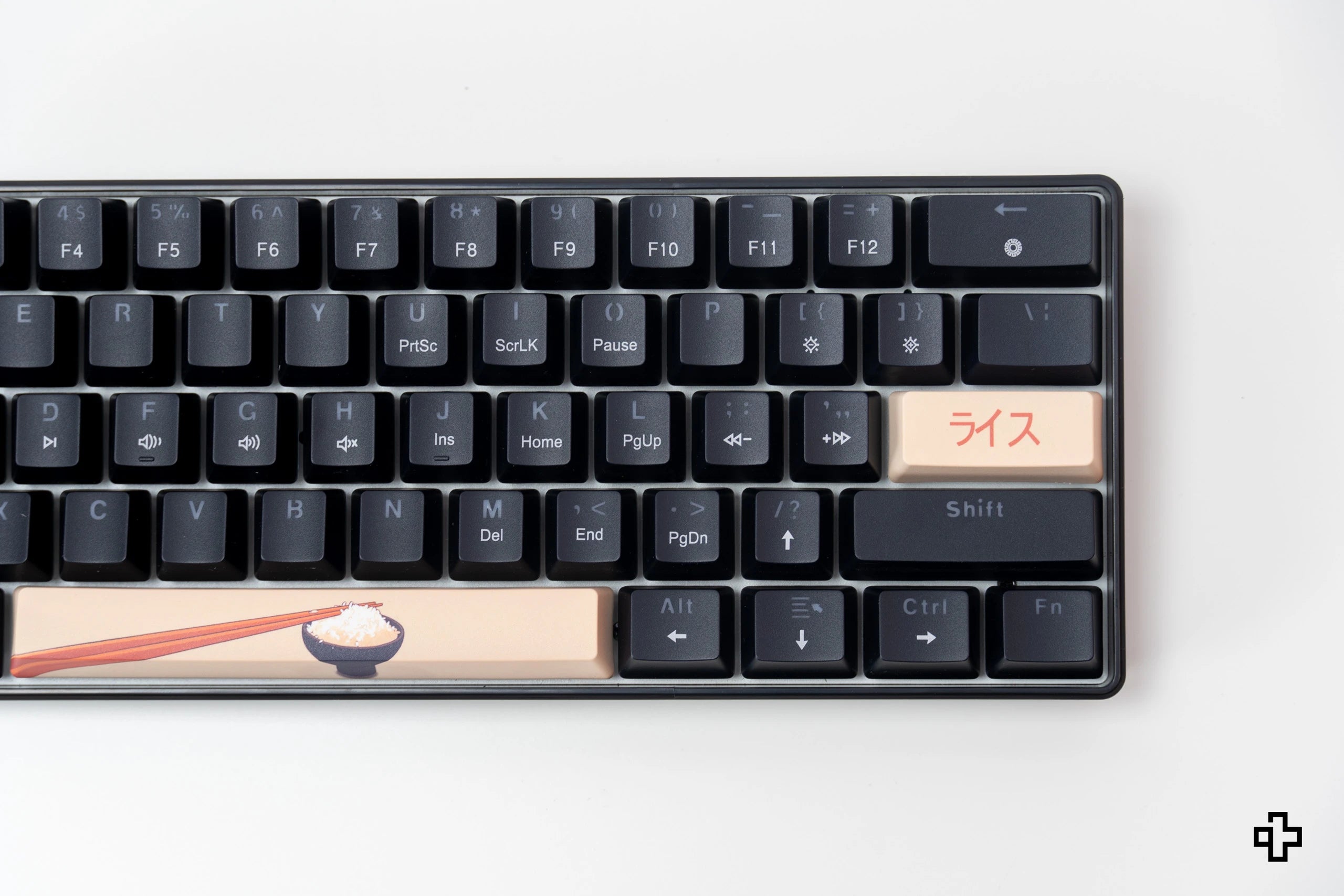 QwertyKey Rice V3 Neagra Hotswap RGB Szoftveres Mechanikus Játékbillentyűzet