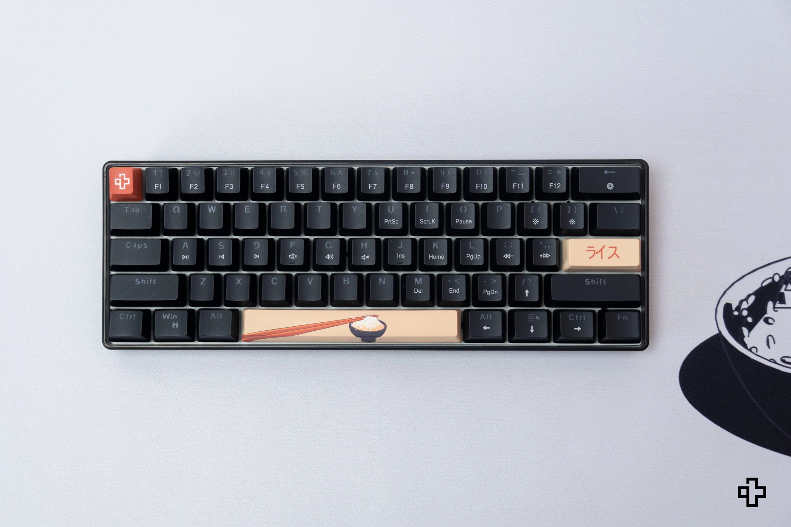 QwertyKey Rice V3 Neagra Hotswap RGB Szoftveres Mechanikus Játékbillentyűzet