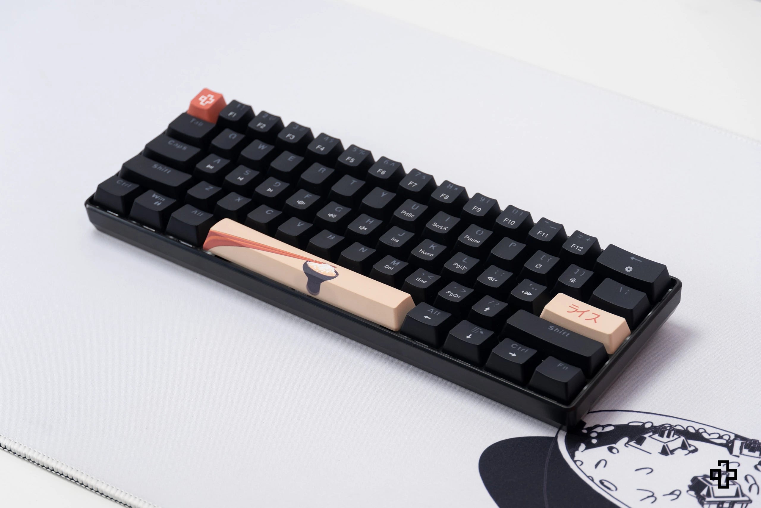 QwertyKey Rice V3 Neagra Hotswap RGB Szoftveres Mechanikus Játékbillentyűzet