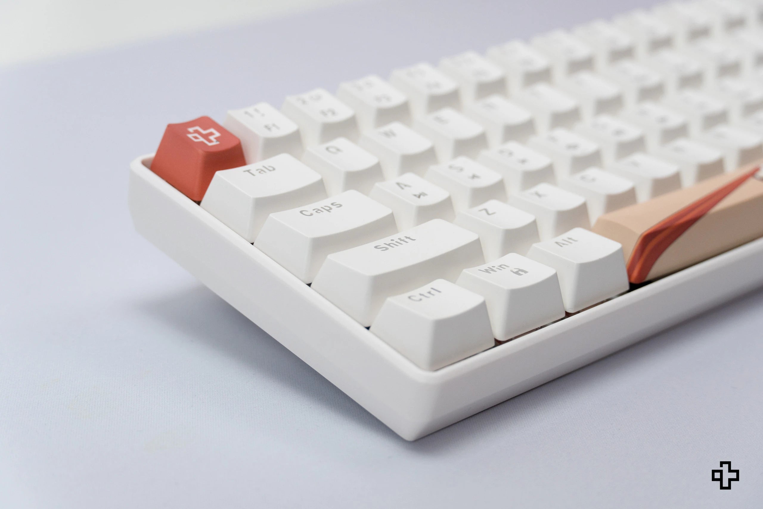 QwertyKey Rice V3 Alba Hotswap RGB Szoftveres Mechanikus Játékbillentyűzet