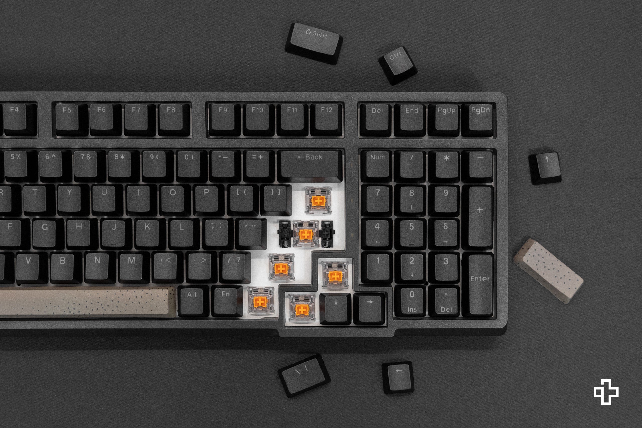 QwertyKey Pepper V2 RGB Hotswap Szoftver Mechanikus Játékbillentyűzet Hotswap