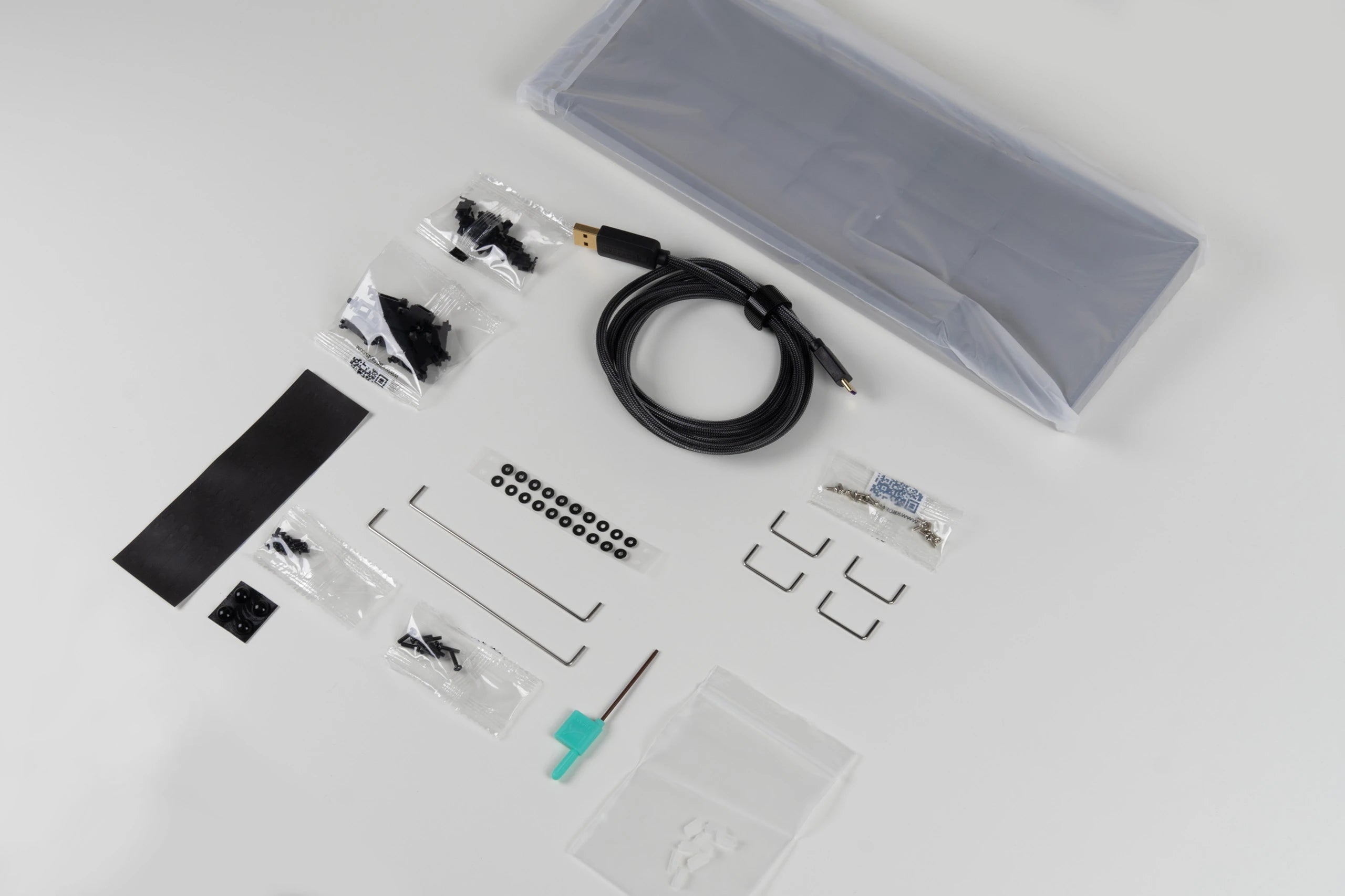 KBD67 Lite R4 Kit Mechanikus Billentyűzet