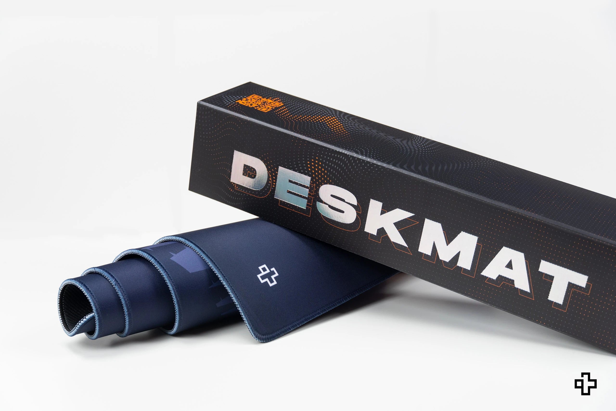 Deskmat Egérpad QwertyKey Kárpáti 4mm varrott szélek