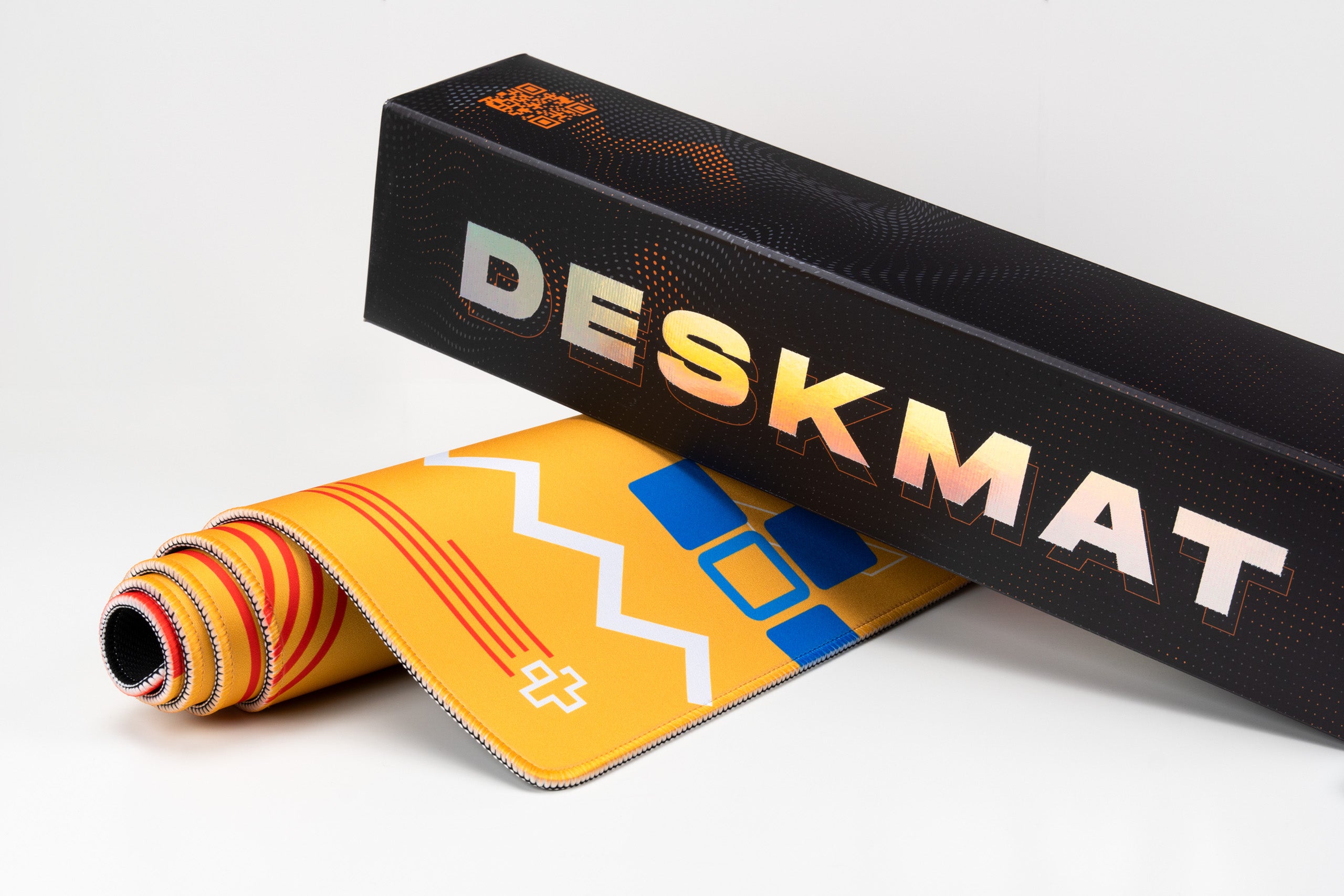 Deskmat Egérpad QwertyKey Metrikus 4mm varrott szélek